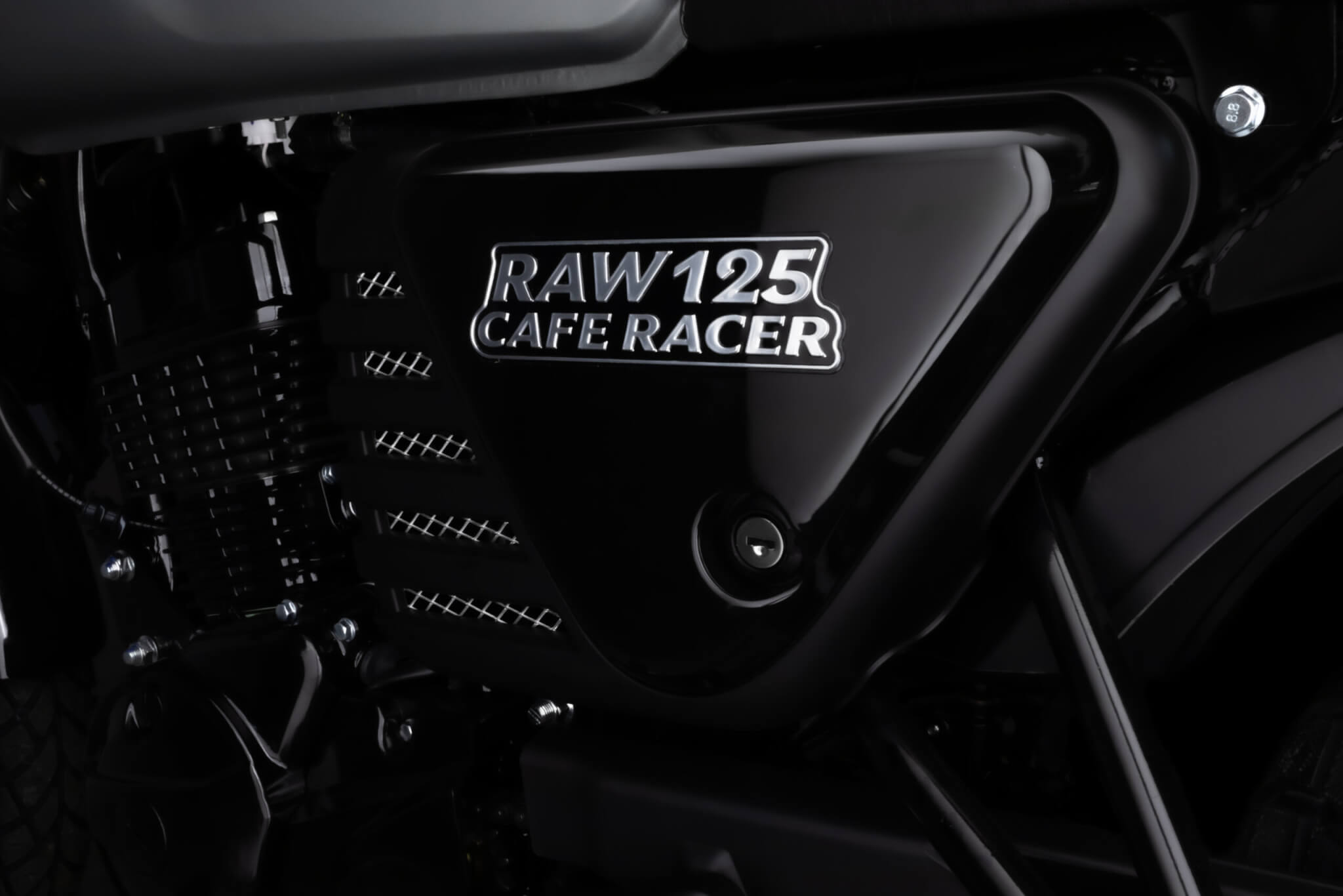 JUNAK RAW 125: MOTOCYKL Z NIEOFICJALNYM REKORDEM GUINNESSA